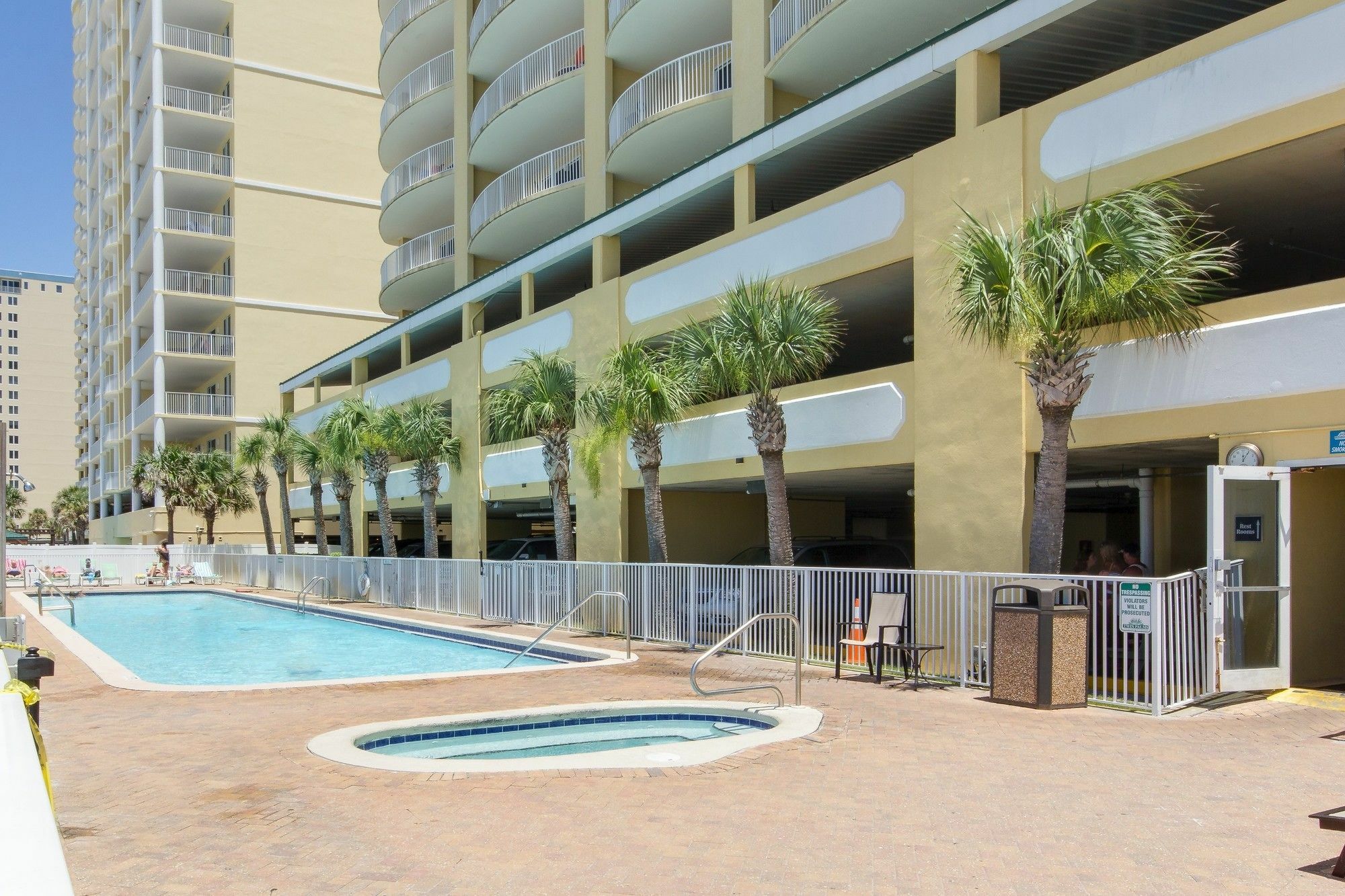 Twin Palms By Book That